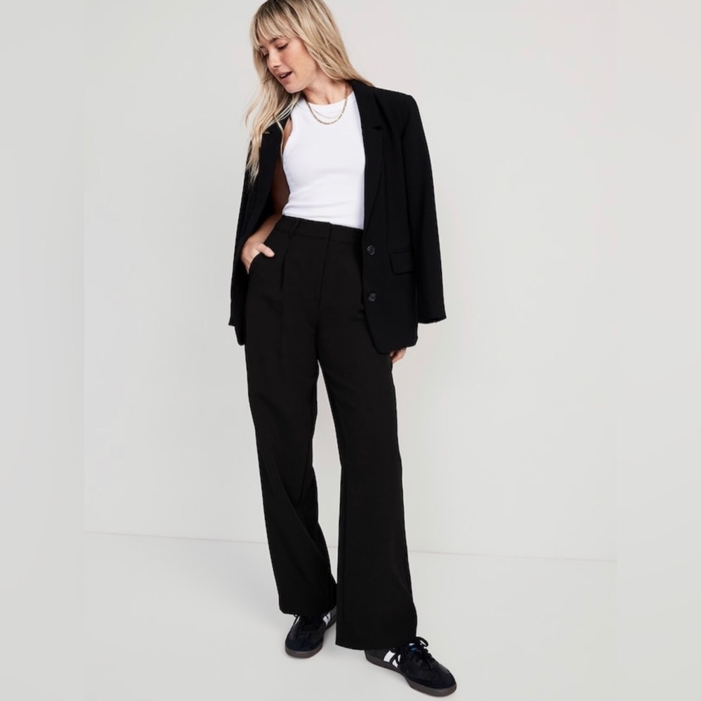 NWT! Black Extra High-Waisted Pleated Taylor Trouser Wide-Leg Pants 💛
